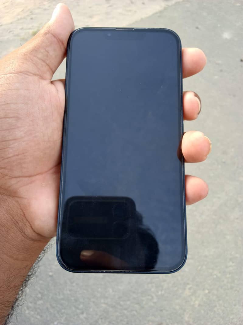 Apple iPhone 13 1