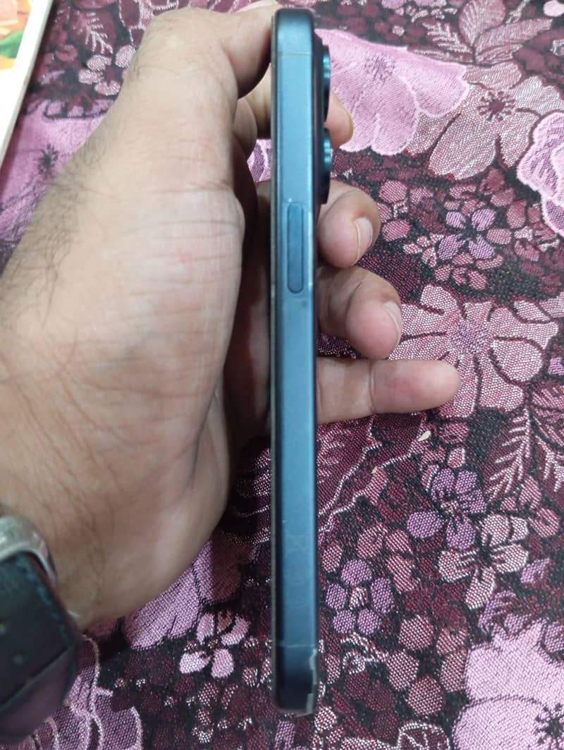 Apple iPhone 15 Pro 5