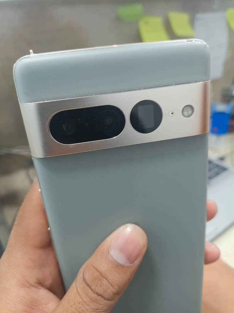 Google Pixel 7 Pro 4