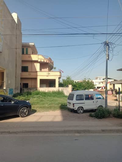 5 Marla Plot for Sale on Main PWD Road Ideal Location for Commercial Use. Secure Your Future with a Profitable Investment Opportunity!"