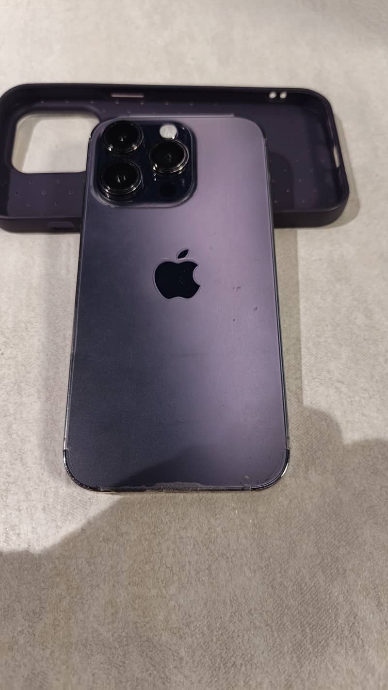 Apple iPhone 14 Pro 0