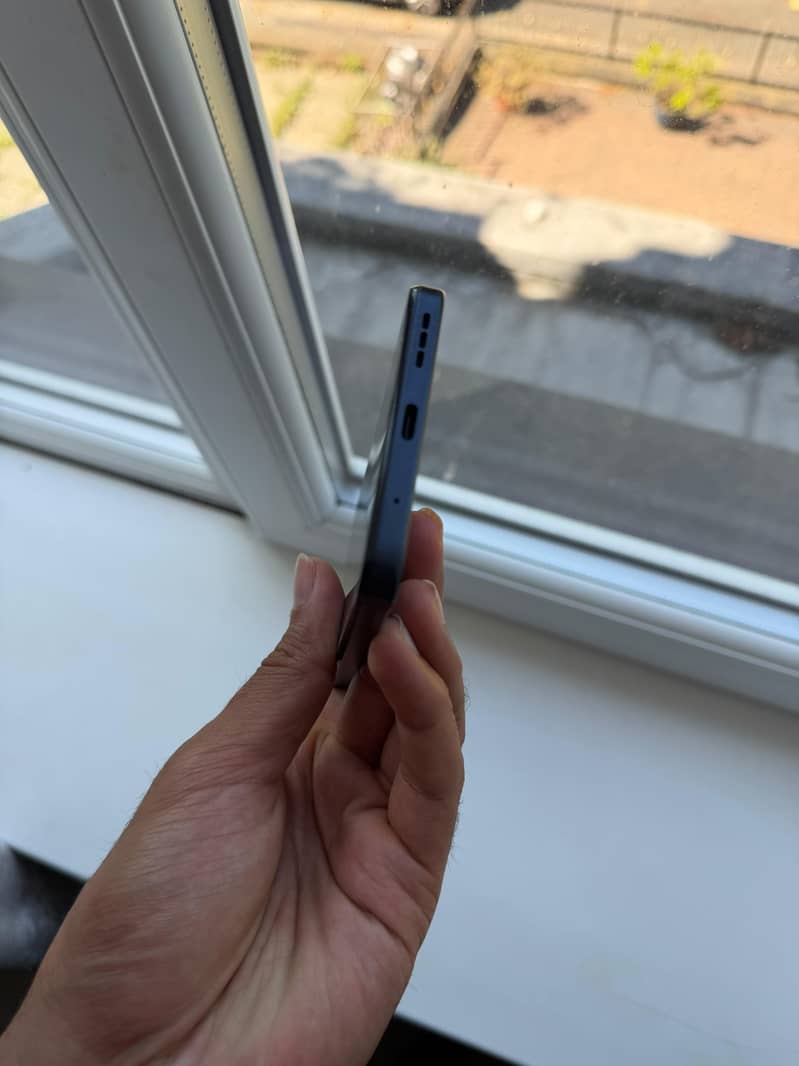 Motorola E15 4