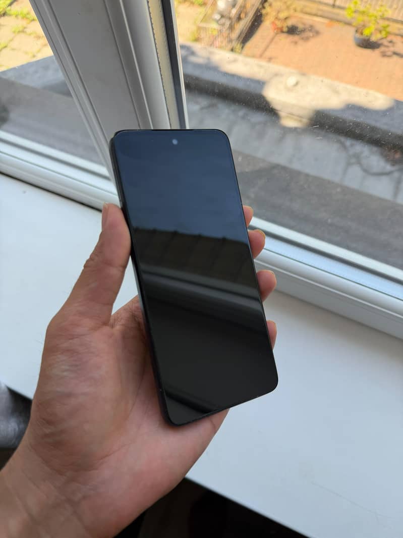 Motorola E15 6