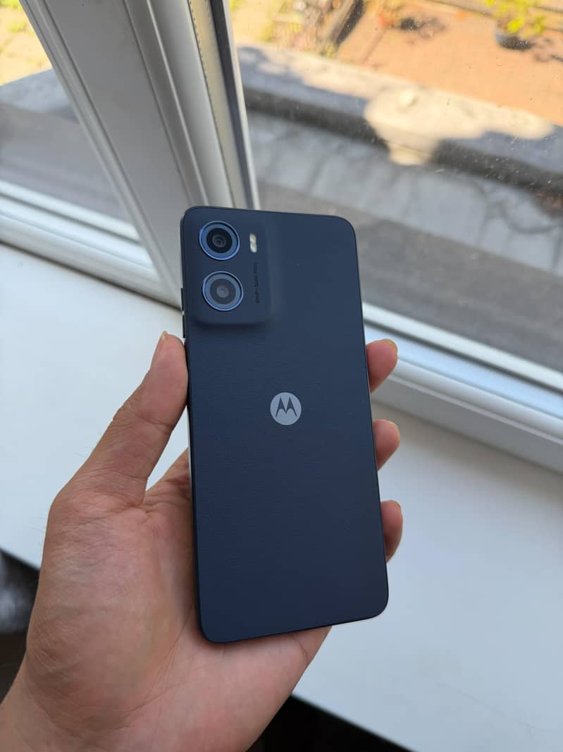 Motorola E15 7