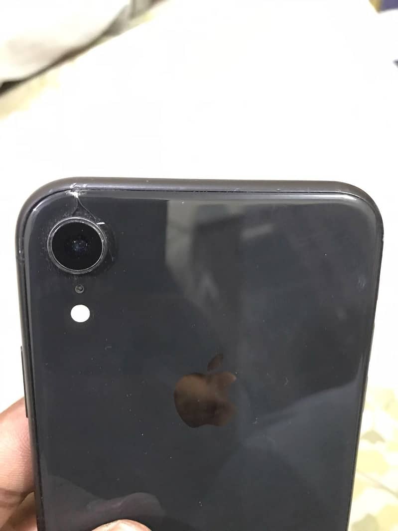Apple iPhone XR 1