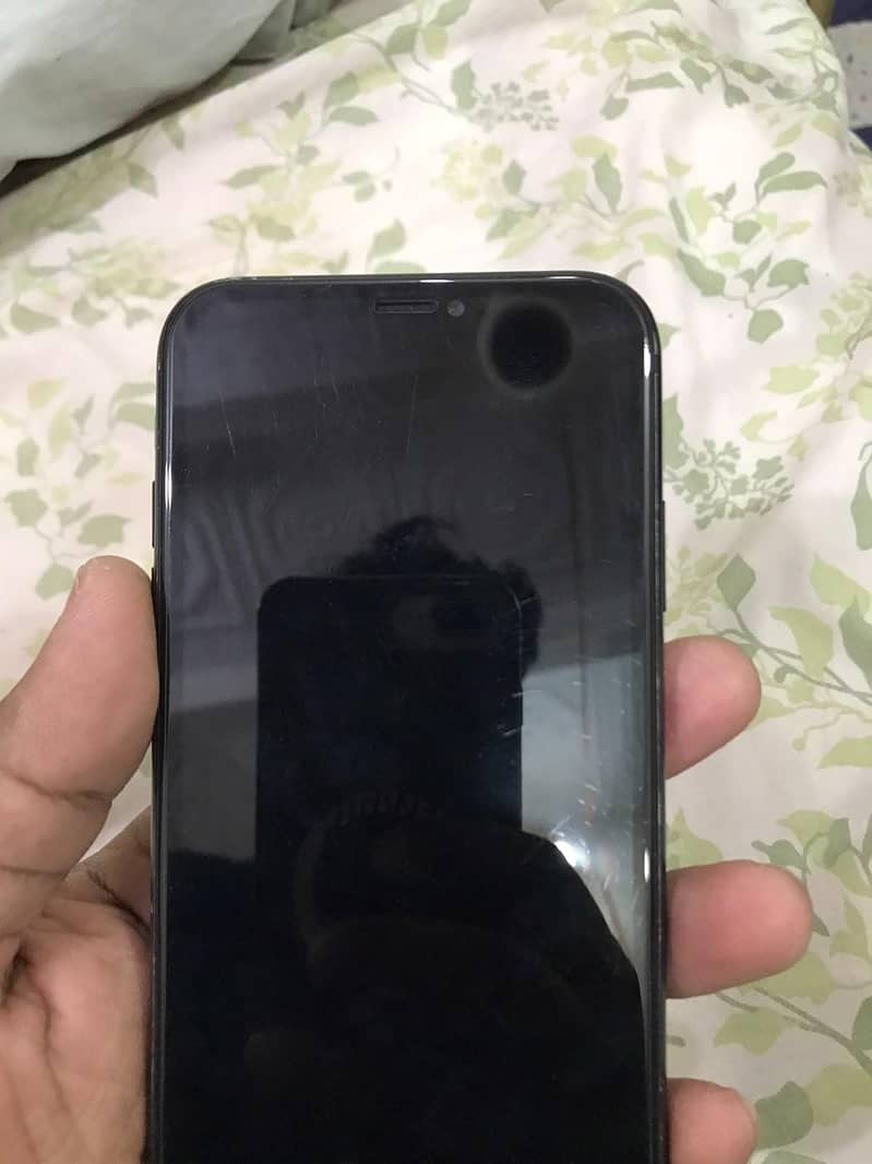 Apple iPhone XR 2