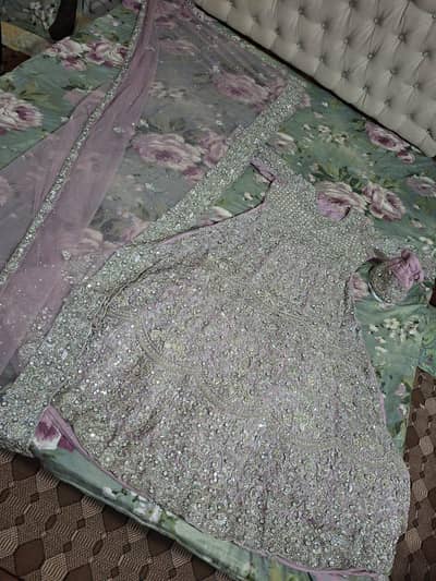 A beautiful bridal tail maxi in beautiful colour. used for only 4 hrs