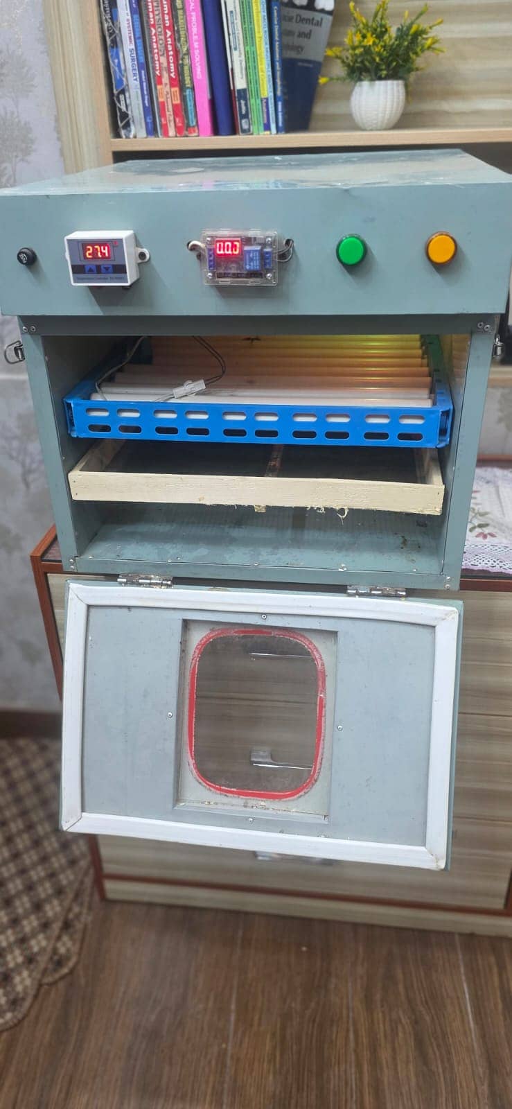 Incubator (Automatic) 5
