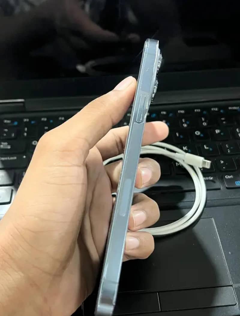 Apple iPhone 13 Pro Max 5