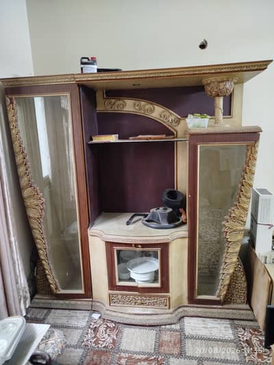 Dressing table + side tables + divider