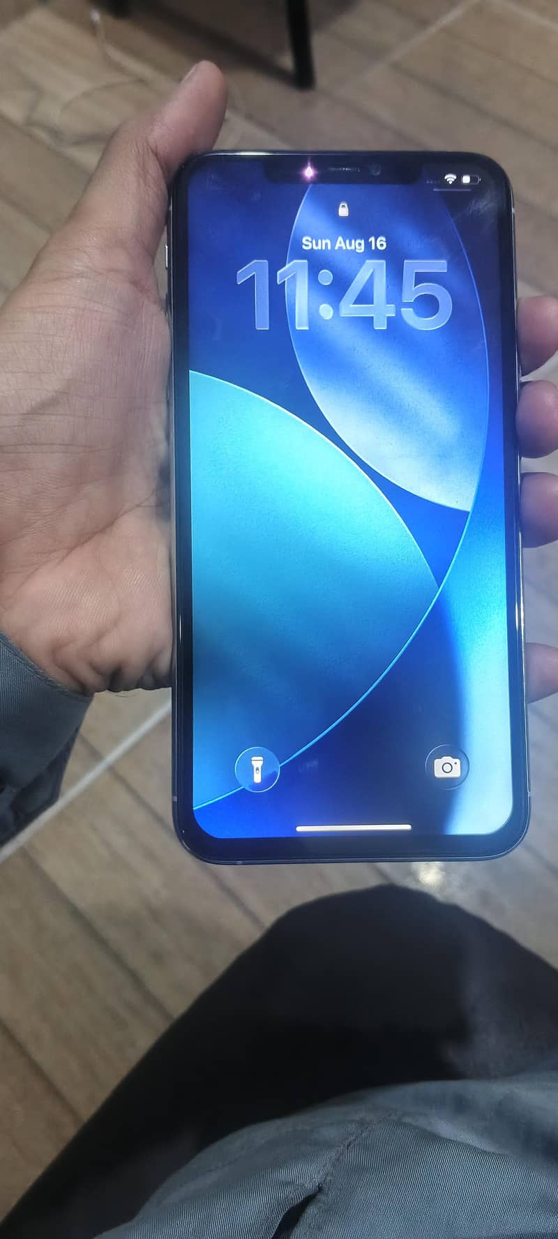 Apple iPhone 11 Pro Max 2