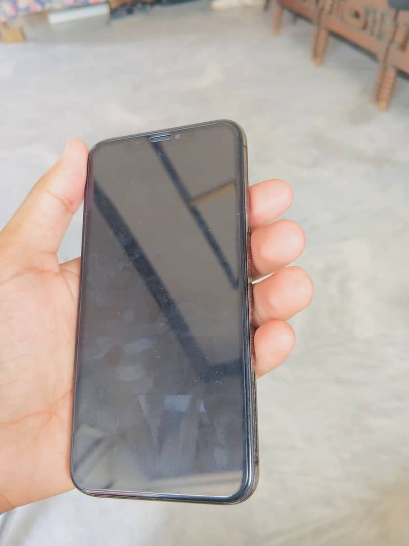 Apple iPhone X 1