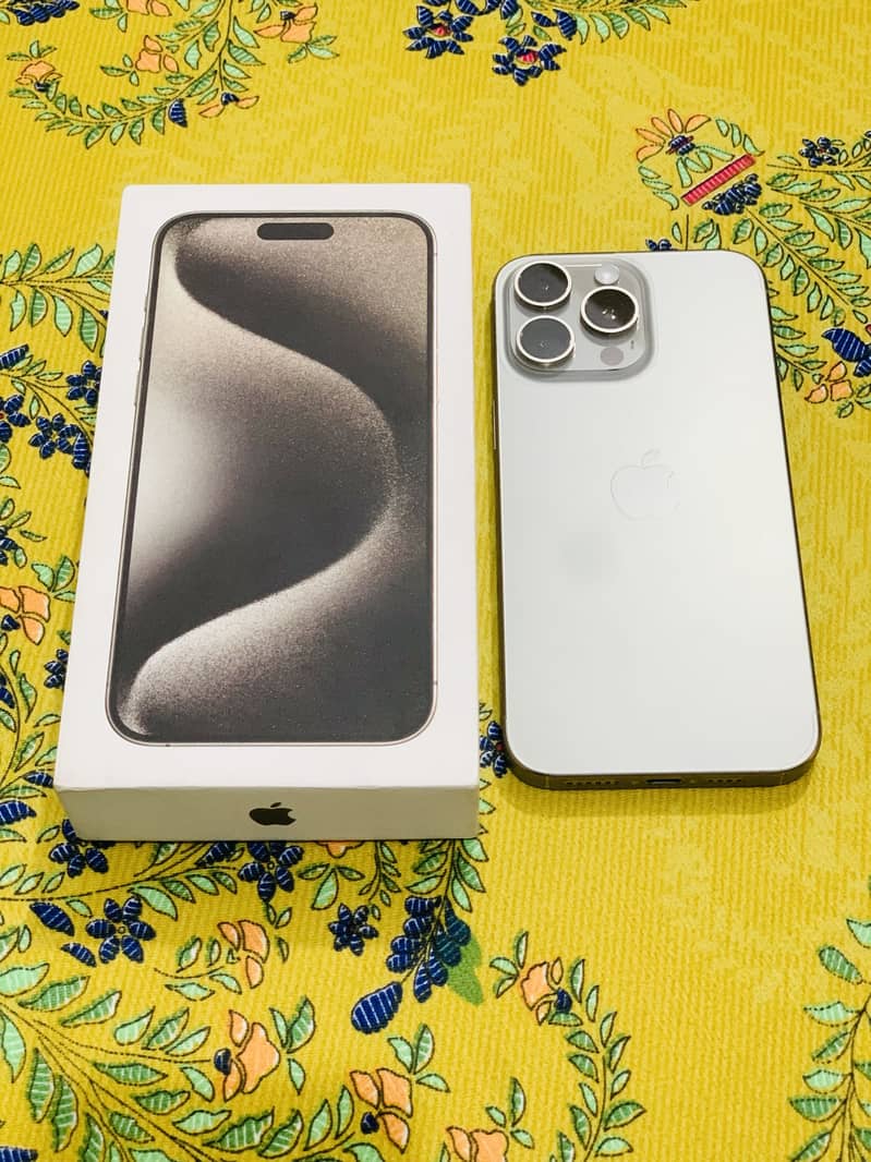 Apple iPhone 15 Pro Max 7