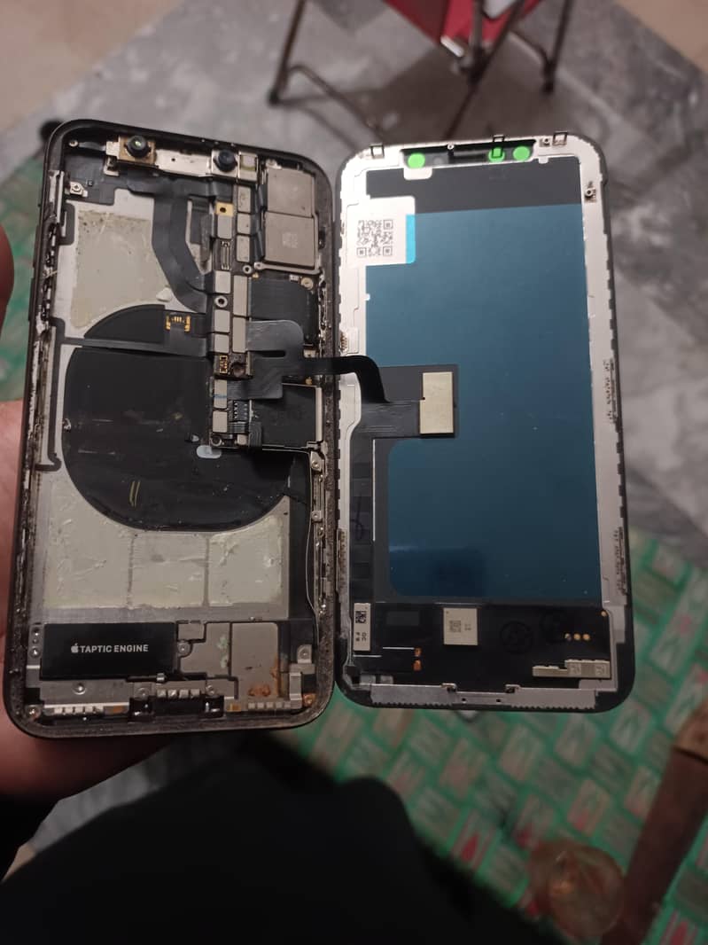 Apple iPhone X 0
