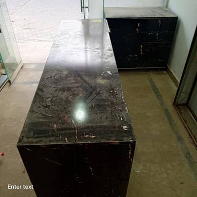 racks cabinet counter