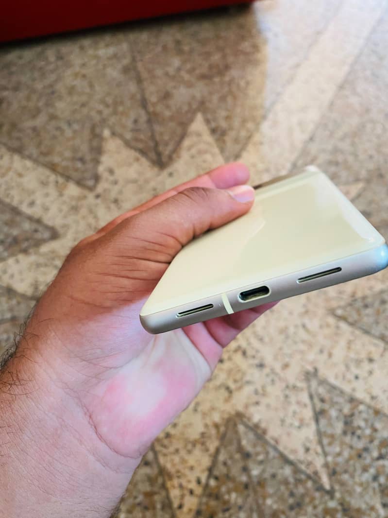Google Pixel 7 2