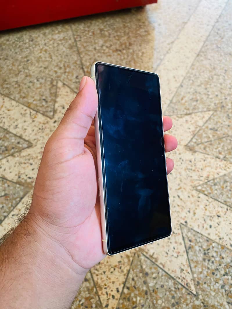 Google Pixel 7 3