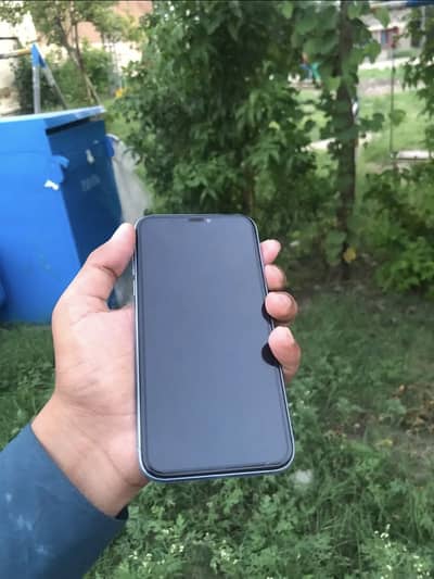 Apple iPhone XR urgent sale cash zarouat