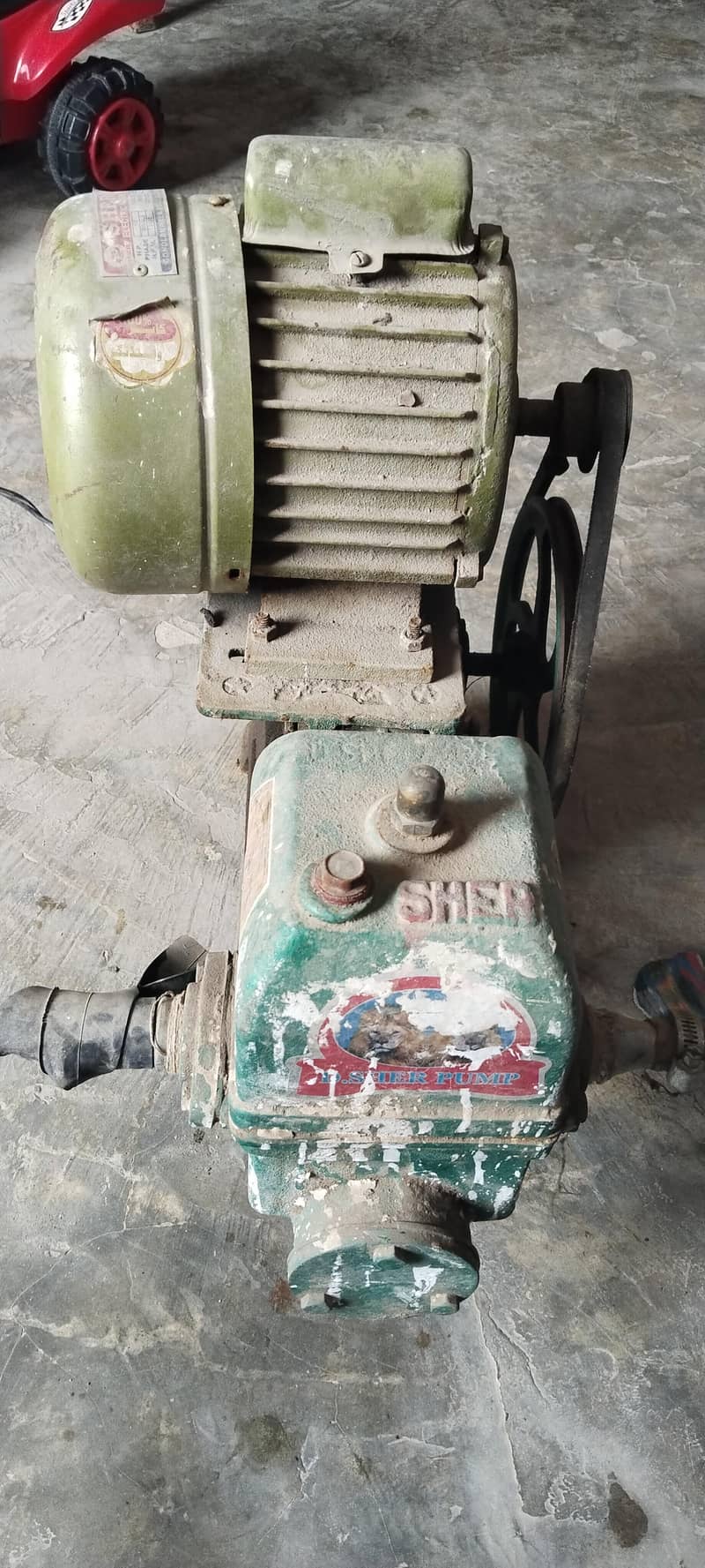 Donkey waterpump 0