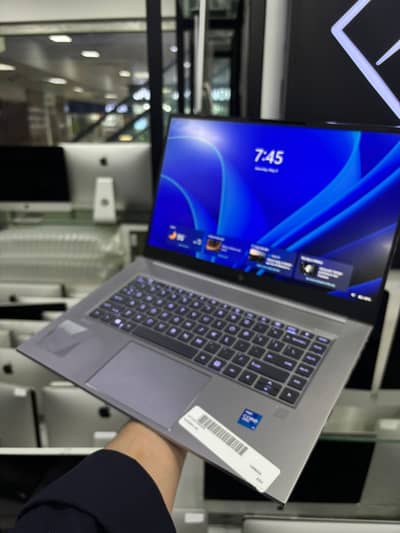 HP ZBook Studio G8 Core i7 11th Gen 32GB RAM | 512GB SSD RTX A2000 4GB