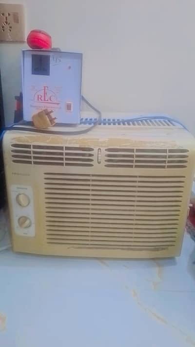 window ac half ton