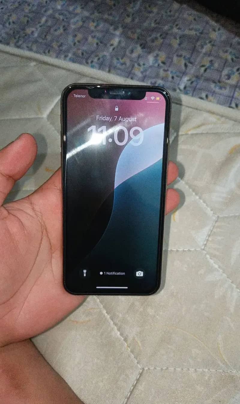 Apple iPhone X 2