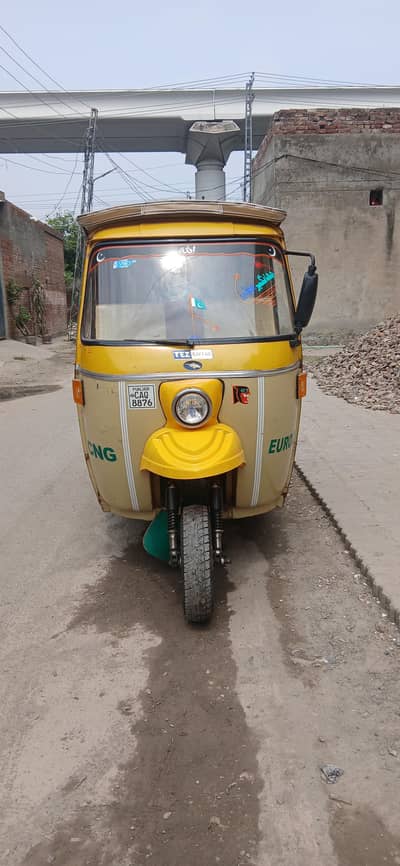 Tez Raftar Auto Rickshaw