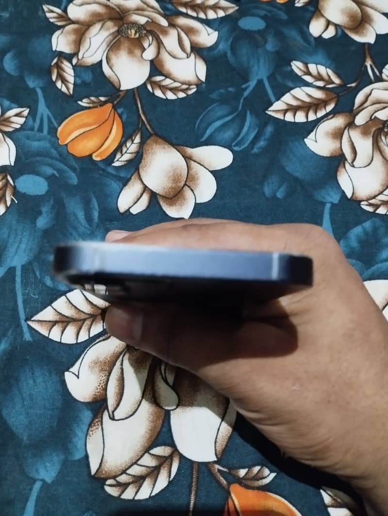 Apple iPhone 12 mini 2