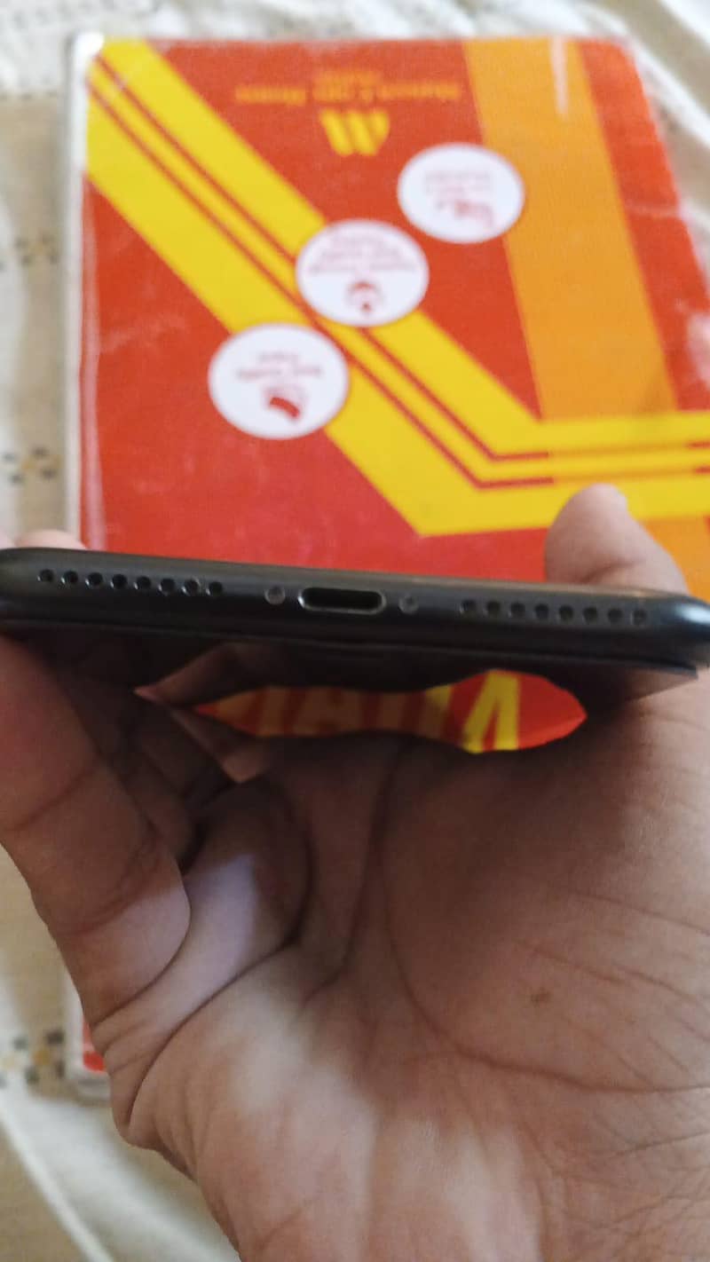 Apple iPhone 7 Plus 3