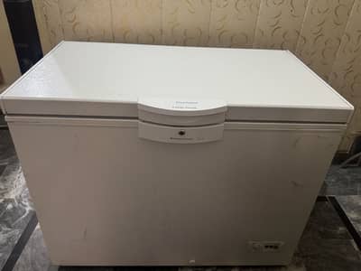 DF-400ES One Door Freezer