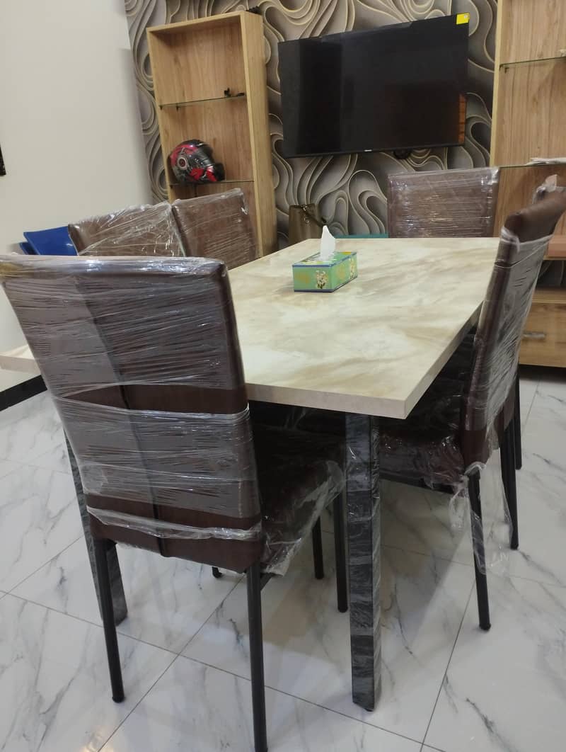 Dinning Table 0