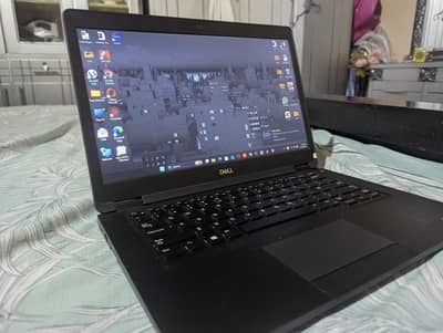 DDell laptop i5 8th gen, 16/128 gb, 4gb graphic card.