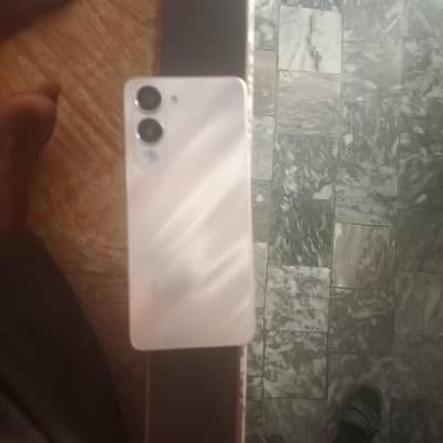 Vivo Y04
