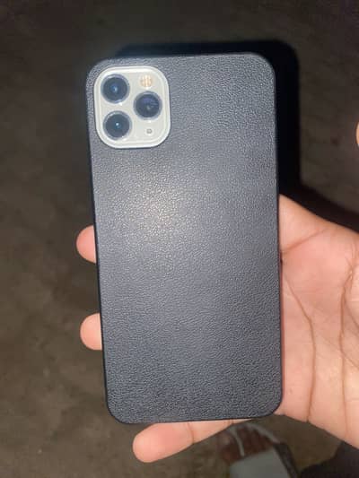 Apple iPhone 11 Pro Max.  Urgent sell