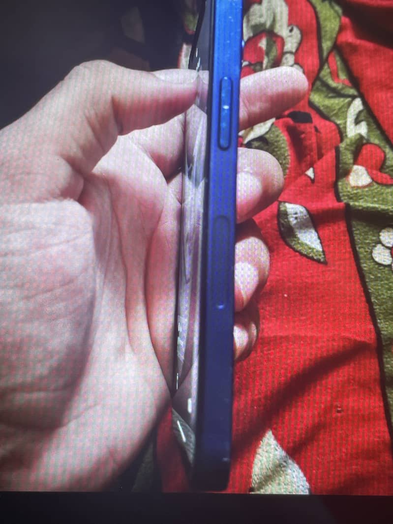 Apple iPhone 12 mini 3