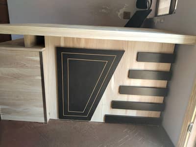 Office Table And Chair For Sale 0-3-2-9-2-2-1-1-1-2-2