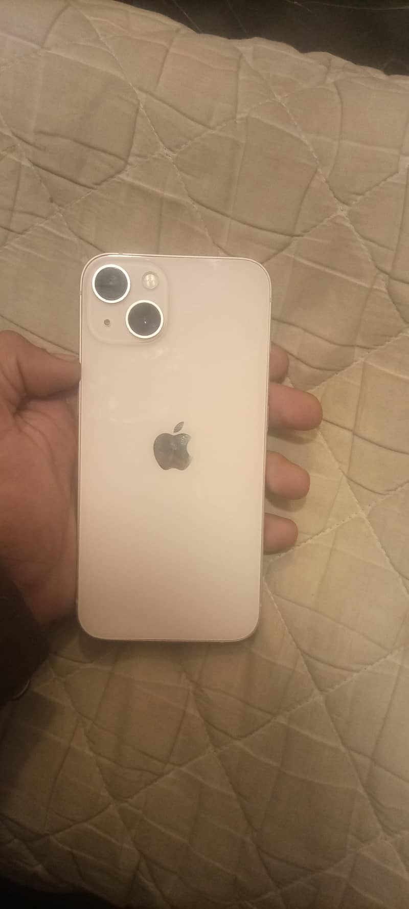 Apple iPhone 13 0