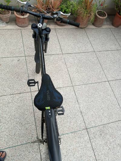 Imperial bicycle 26 inch with gears in good condtion For Sale