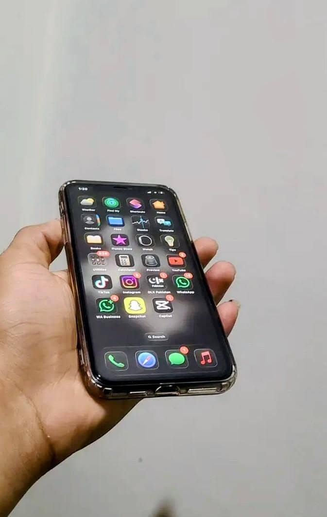 iPhone 11 pro max 6