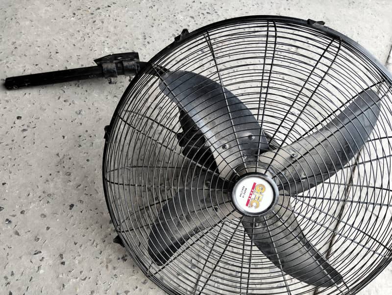 Bracket Fan 1