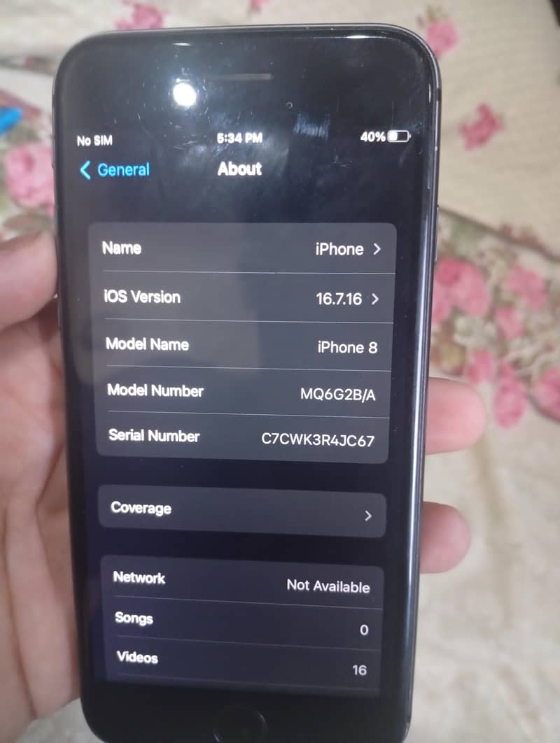 Apple iPhone 8 3
