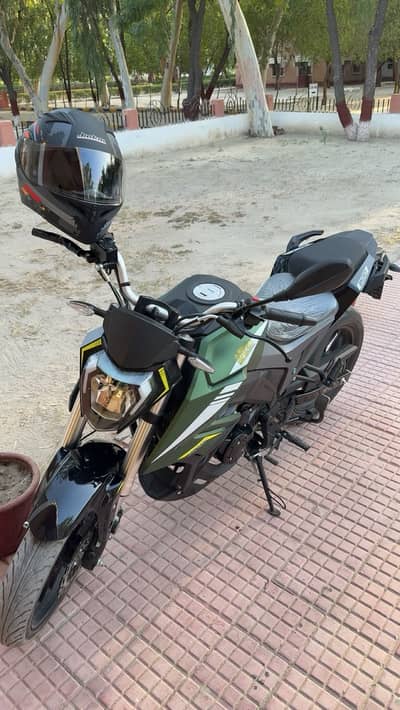 Hi Speed SR 200cc Batlo Model 2025 - Unregistered - Just 1000 KM Drive