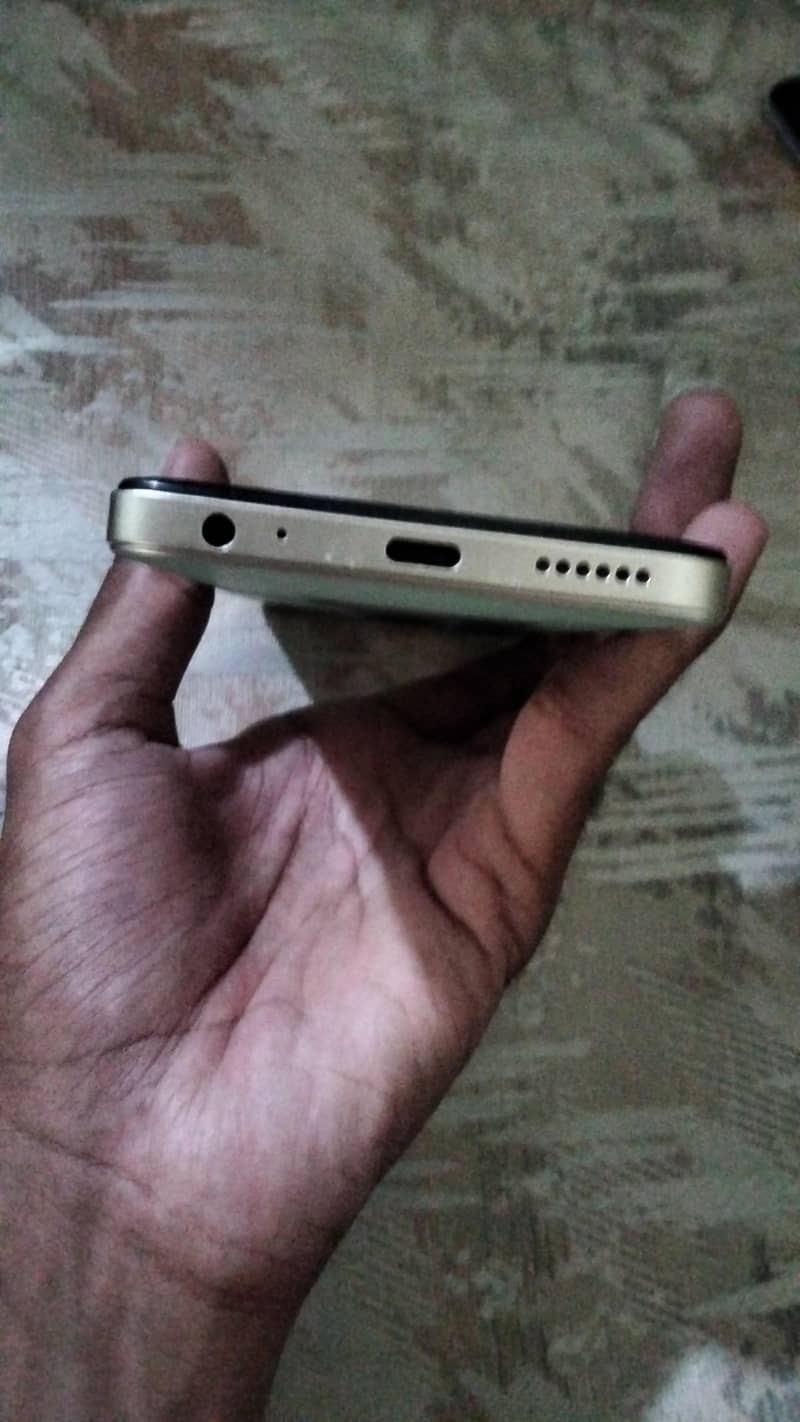 Tecno Spark 20C 2