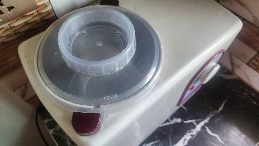 kneading machine 3