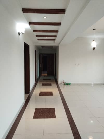 3 Bed Apartment Available For Sale in Askari 11 Lahore