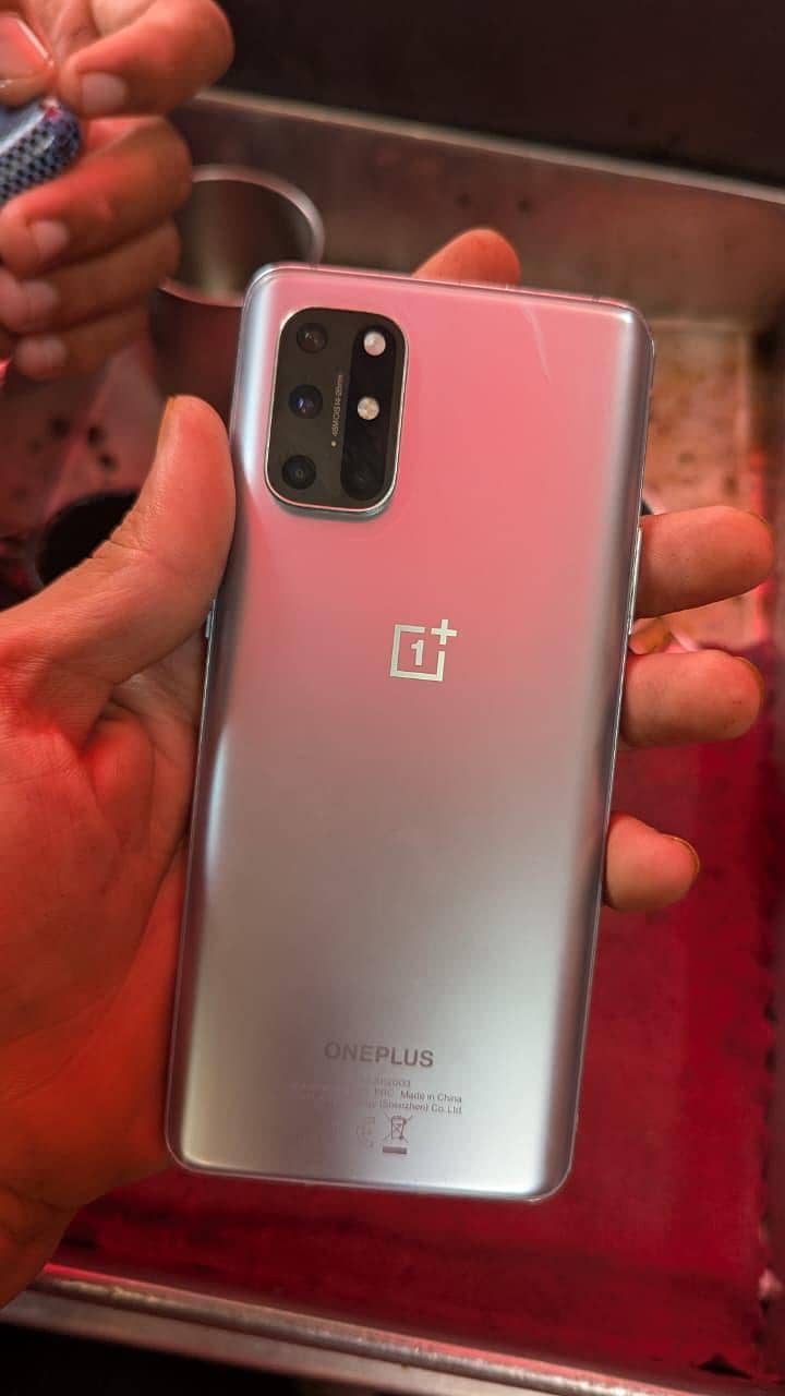 One Plus 8T 1