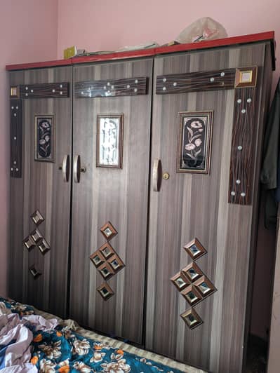 Low price 4 piece bedroom set for sale