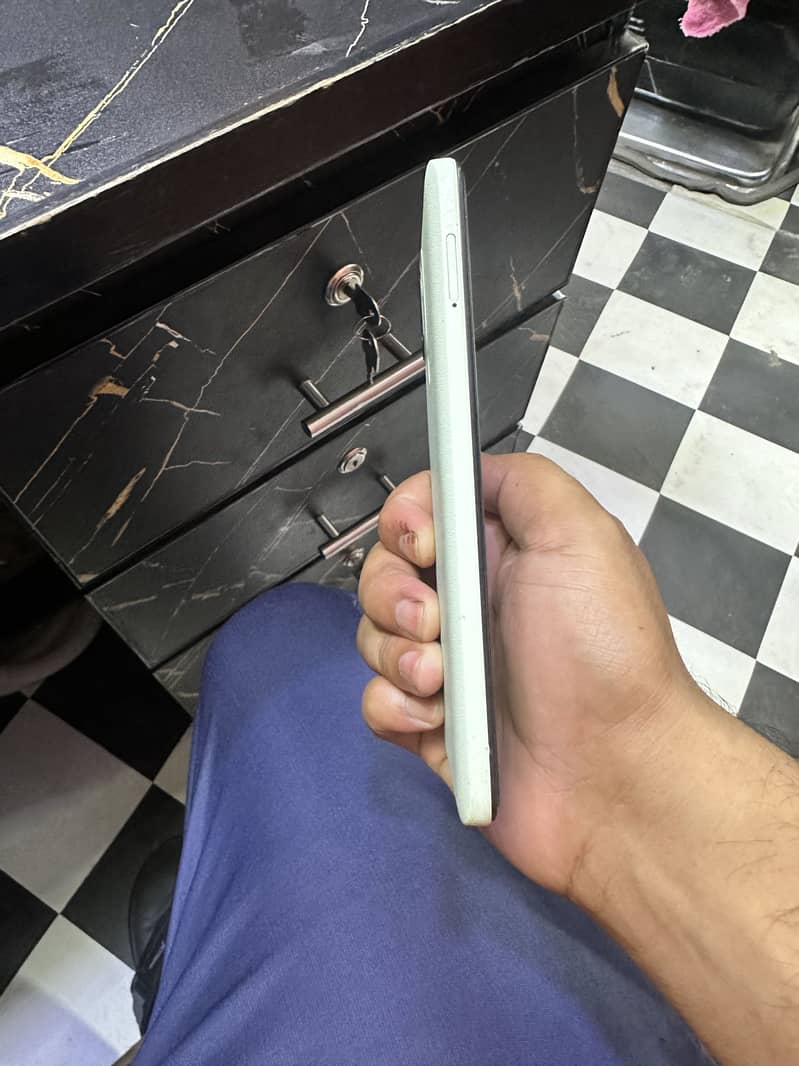 redmi A2+ 3