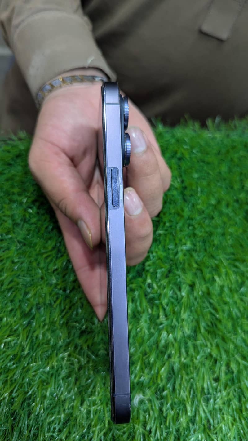 Apple iPhone 14 Pro Max 3