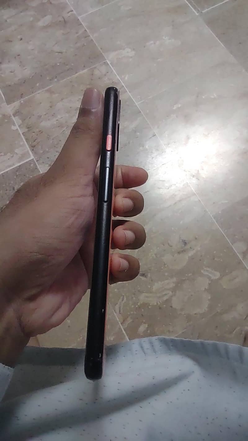 Google pixel DSLR camera 4